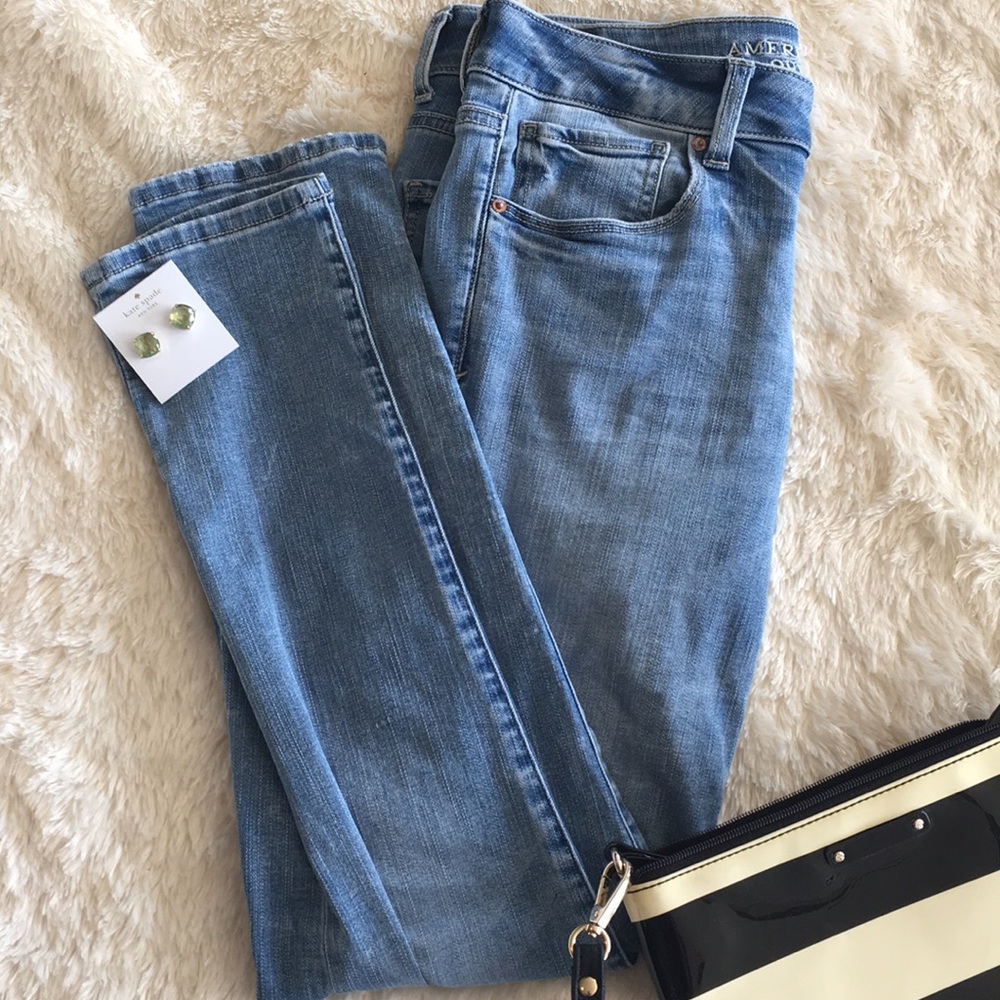 Light Wash AE Skinny Jeans